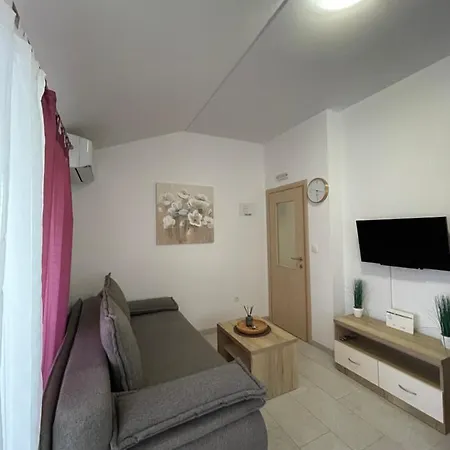 Lela Apartment Duba